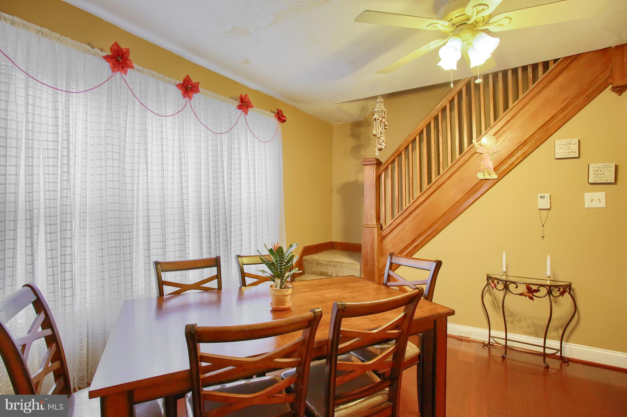 1633 Locust Street Reading, PA 19604 - Photo 7 of 23