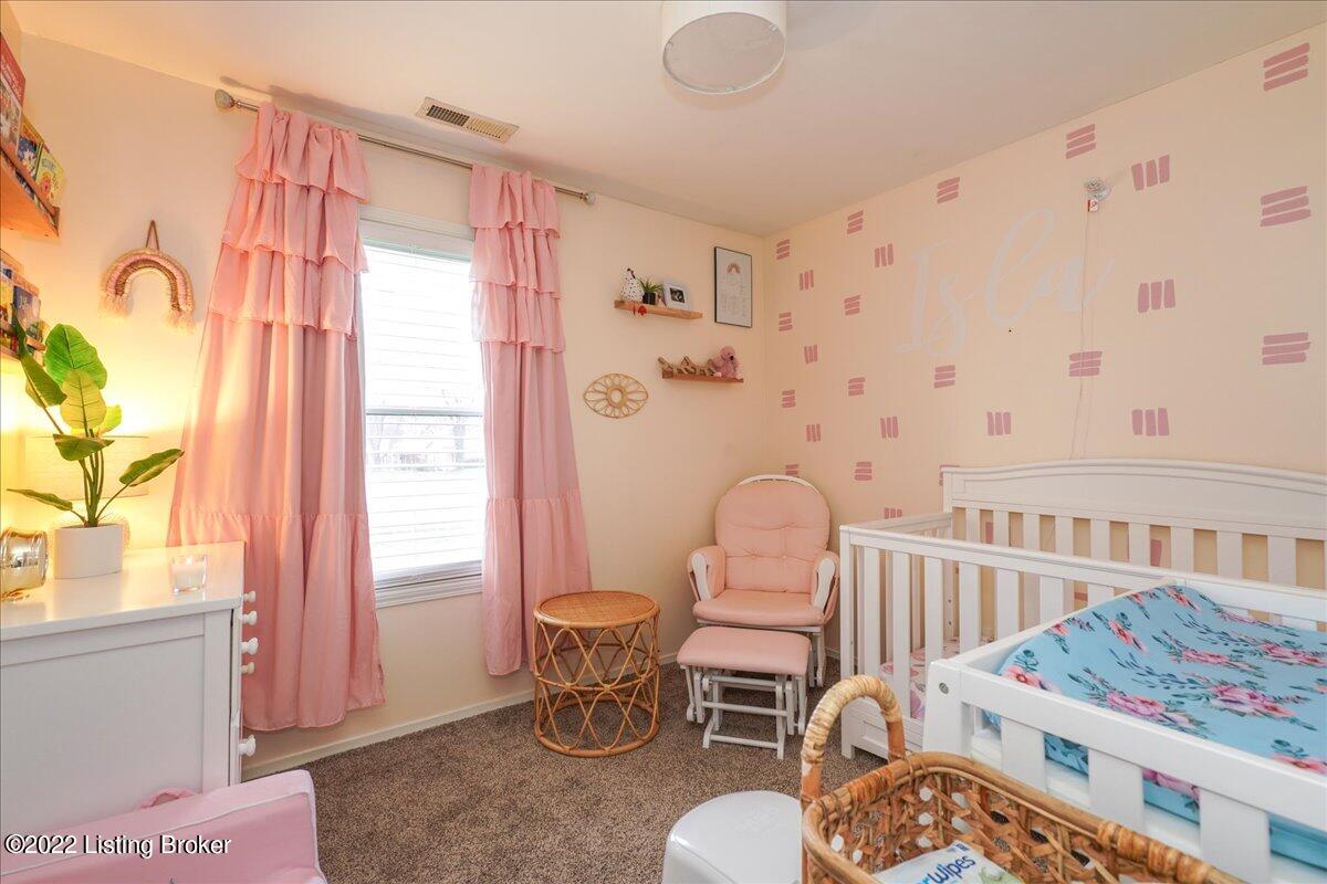 10009 Robsion Road Louisville, KY 40299 - Photo 10 of 22 10-10009-10