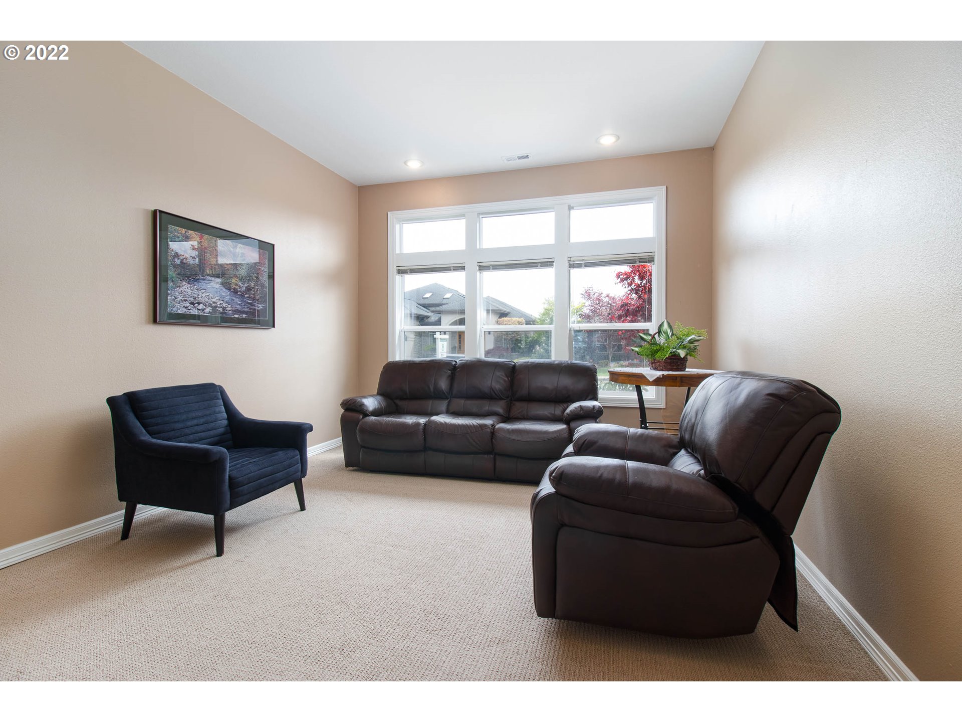 2131 Southeast 12th Avenue Camas, WA 98607 - Photo 6 of 32 a living room with furniture and a window