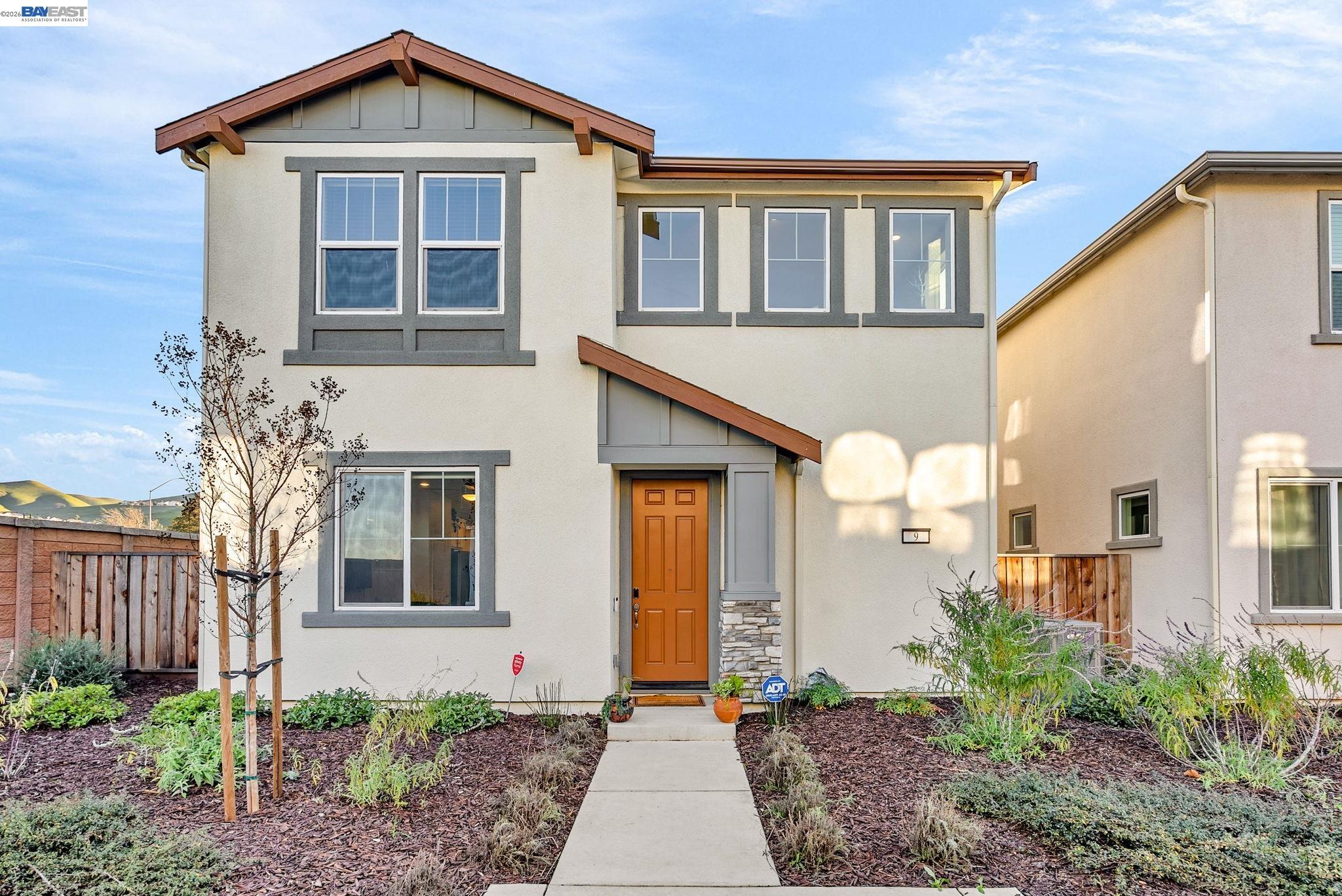 9 Cedar Street Pittsburg, CA 94565 - Photo 1 of 35
