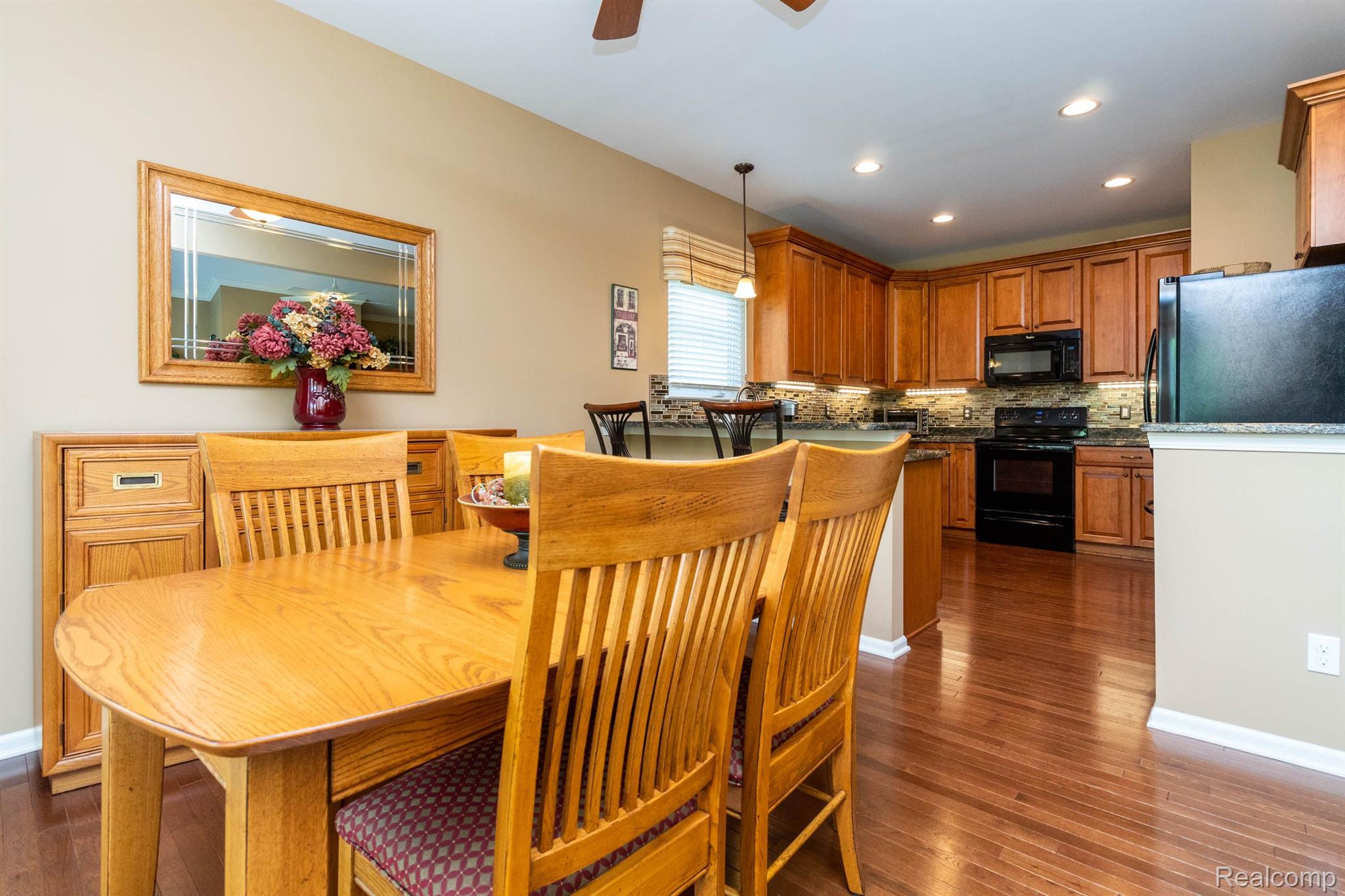 49368 Hawksburry Road Canton, MI 48188 - Photo 40 of 48 Gallery Image 40