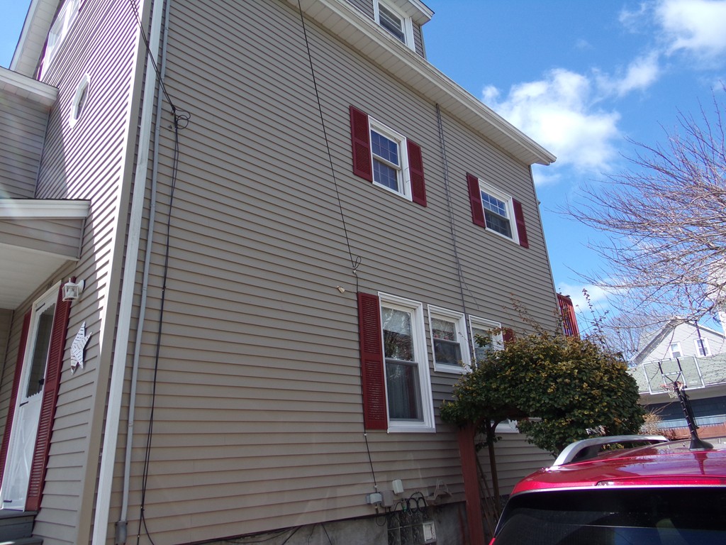 131 Foster Street Fall River, MA 02721 - Photo 4 of 7