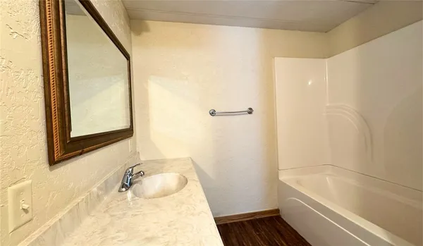 $1,350 | 1465 Highway 36, Caldwell, TX 77836