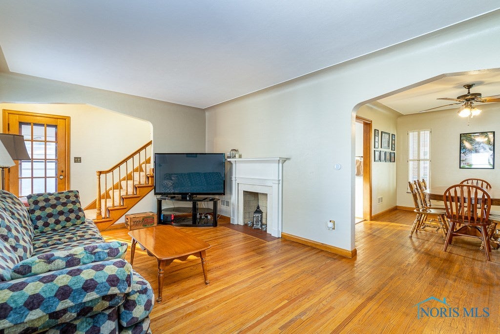 3828 Bowen Road Toledo, OH 43613 - Photo 6 of 36 Gallery Image 6