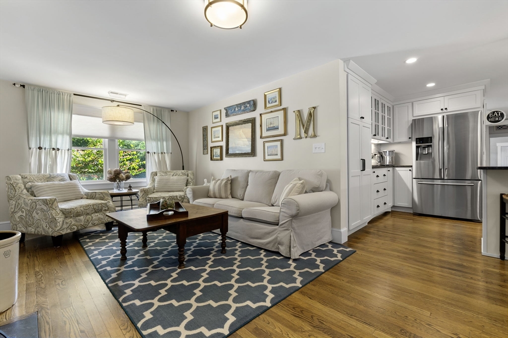 40 Orchard Road Hamilton, MA 01982 - Photo 14 of 42 Gallery Image 14