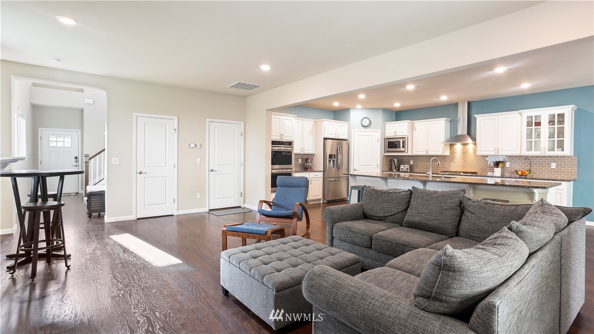 15908 Meridian Avenue South Bothell, WA 98012 - Photo 16 of 36
