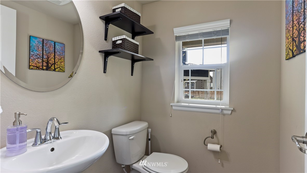 15908 Meridian Avenue South Bothell, WA 98012 - Photo 18 of 36