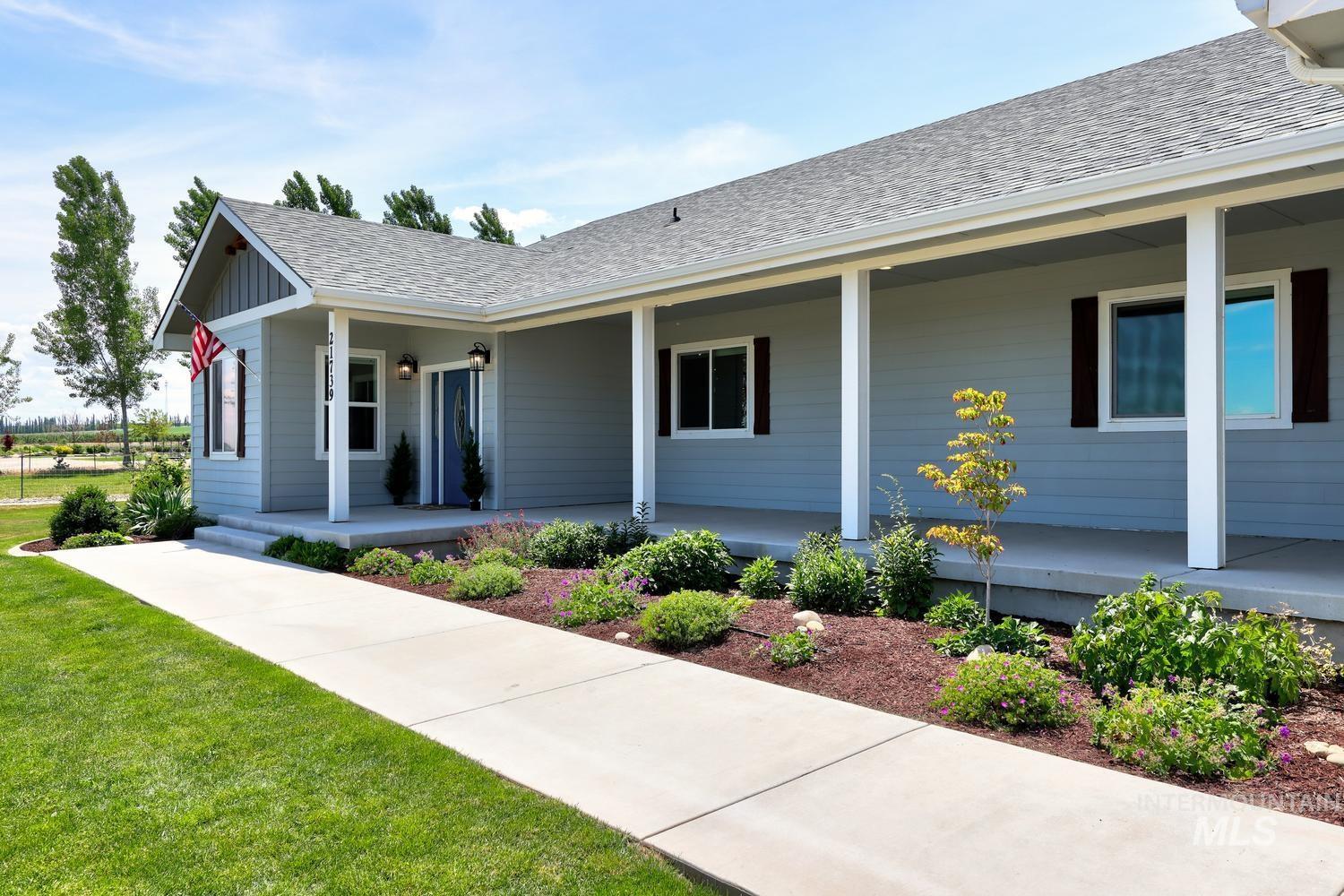 21739 Ustick Road Caldwell, ID 83607 - Photo 4 of 50