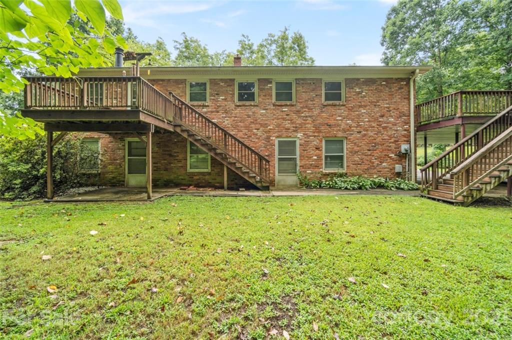 1912 Normandy Road Kannapolis, NC 28081 - Photo 3 of 43 front view of a house with a yard