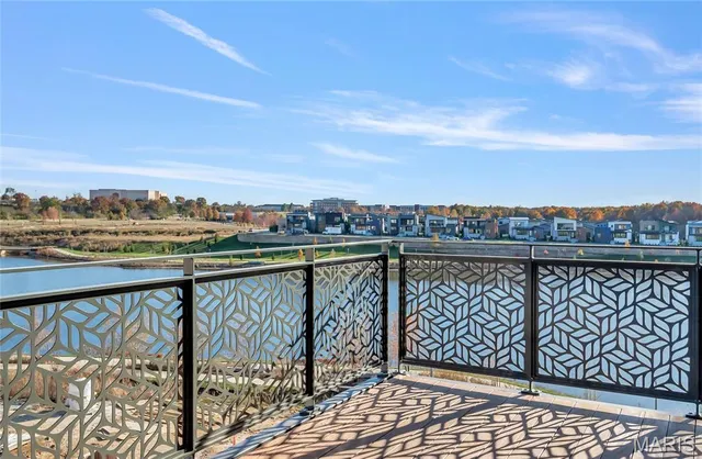 $5,495 | 16460 Wildhorse Lk Boulevard, Unit 301, Chesterfield, MO 63017