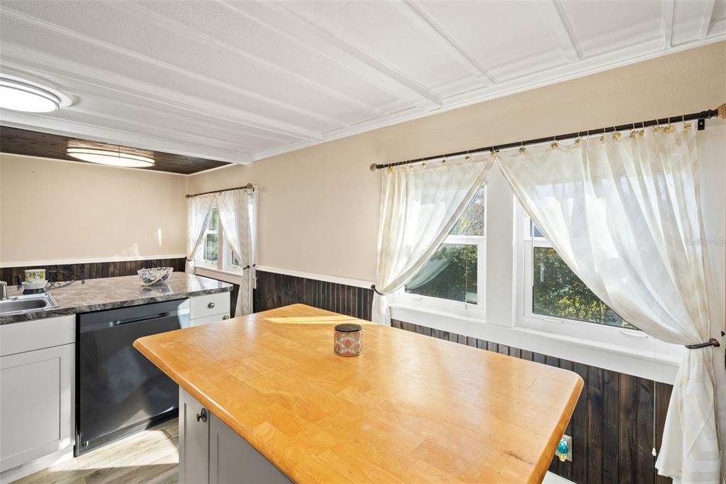 7288 Coventry Court Weeki Wachee, FL 34607 - Photo 17 of 82