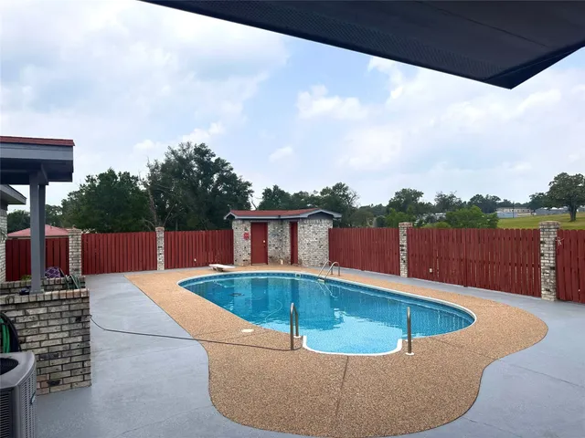 $399,000 | 201 Kennard Street, Buffalo, TX 75831