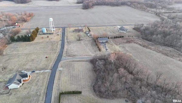 $37,900 | South Deer Trail Road, Mapleton, IL 61547