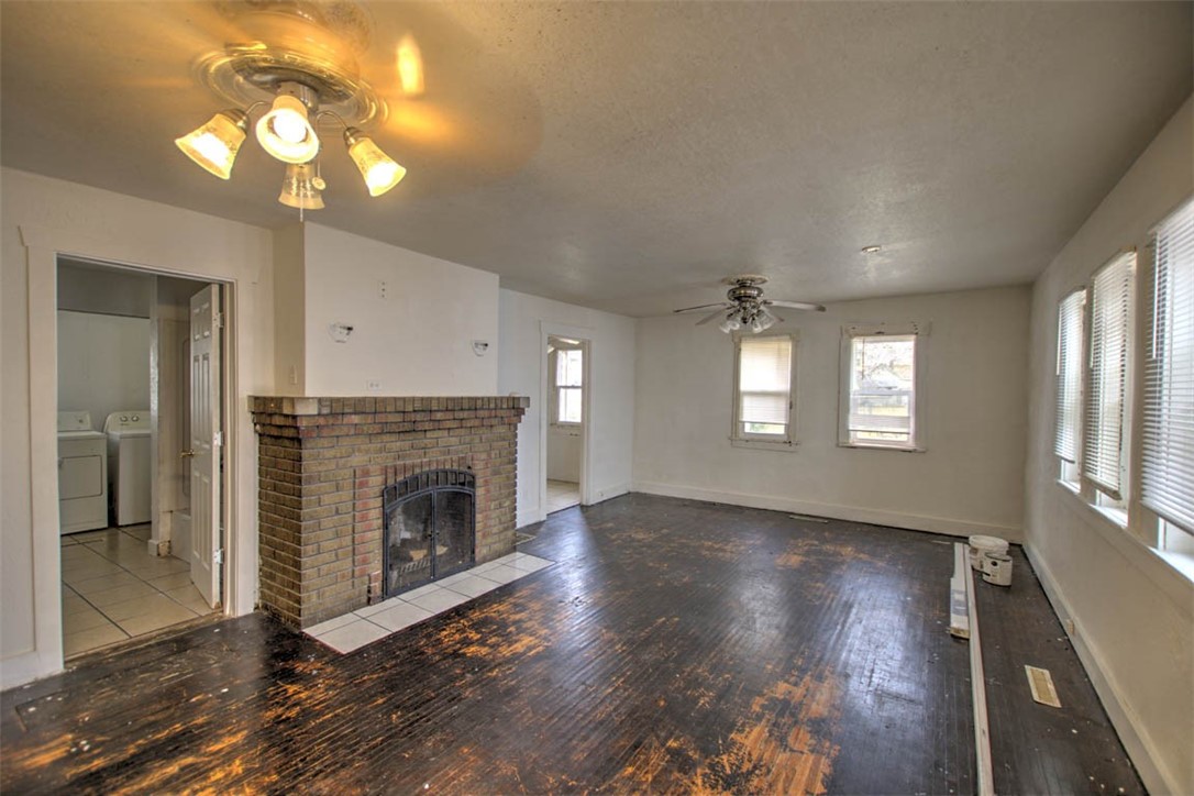 1270 East Riverside Avenue Decatur, IL 62521 - Photo 9 of 21