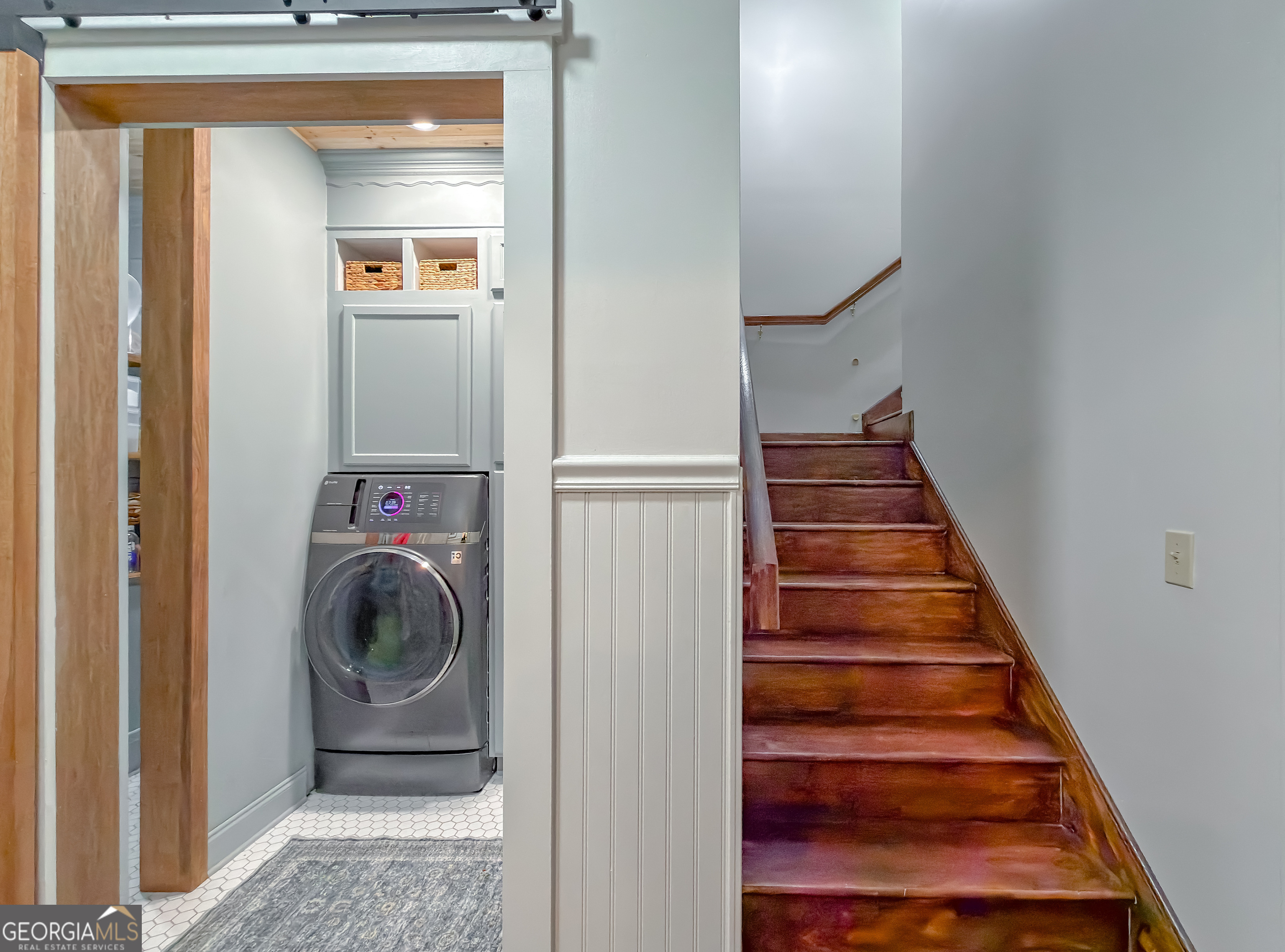 100 Robin Lane Bainbridge, GA 39819 - Photo 31 of 74 a view of a hallway with washer and dryer