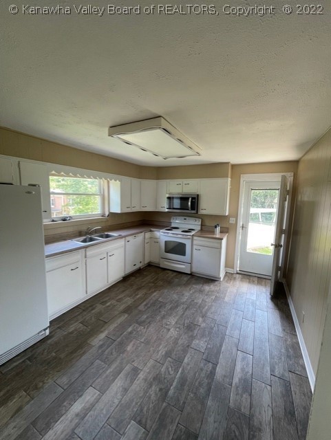 641 Robertson Street Elkview, WV 25071 - Photo 5 of 17 Gallery Image 5