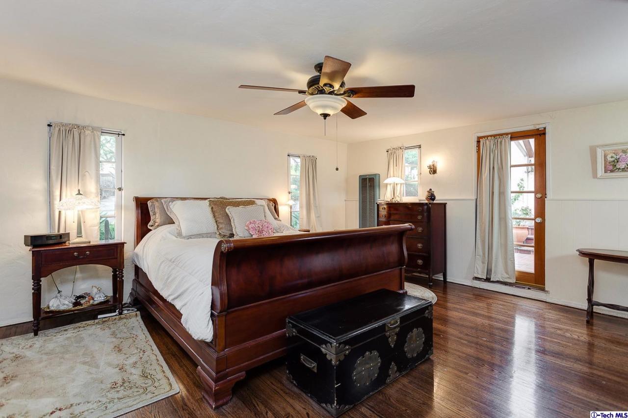 562 Sunset Drive Altadena, CA 91001 - Photo 15 of 25 Additional Photo