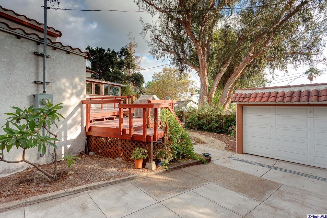 562 Sunset Drive Altadena, CA 91001 - Photo 21 of 25 Additional Photo