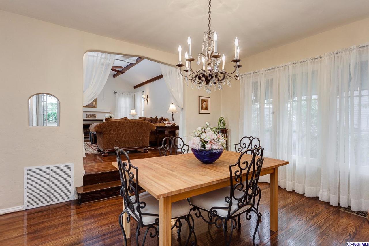 562 Sunset Drive Altadena, CA 91001 - Photo 10 of 25 Additional Photo