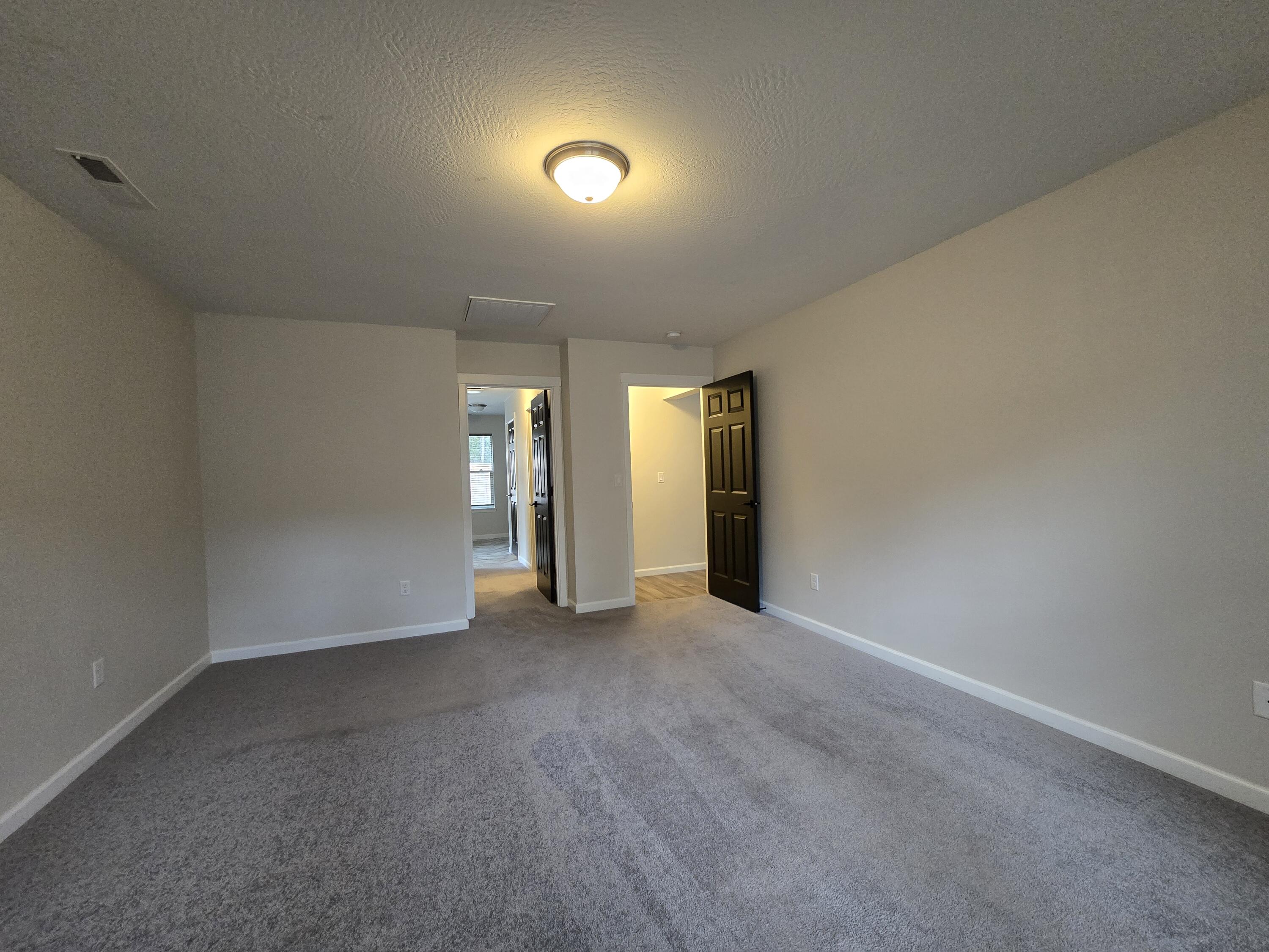 588 Upper Applegate Road Jacksonville, OR 97530 - Photo 23 of 53 master bedroom