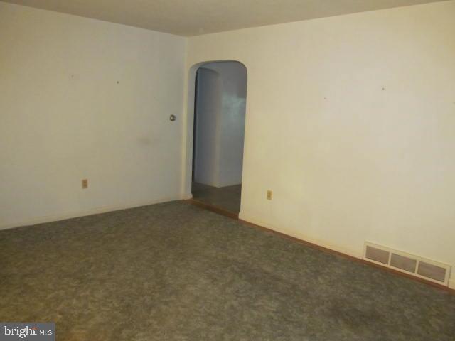 615 Littlestown Road Littlestown, PA 17340 - Photo 9 of 35