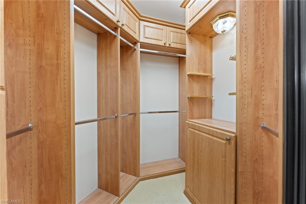7126 Mill Run Road Naples, FL 34109 - Photo 20 of 49 View of walk in closet