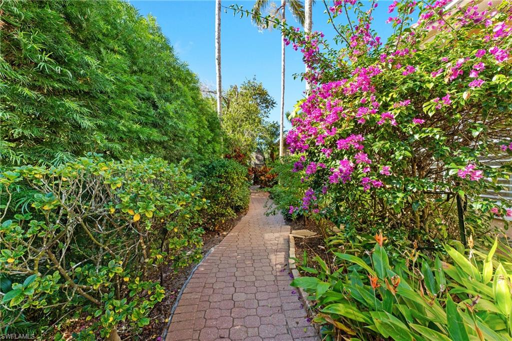 7126 Mill Run Road Naples, FL 34109 - Photo 42 of 49 View of yard