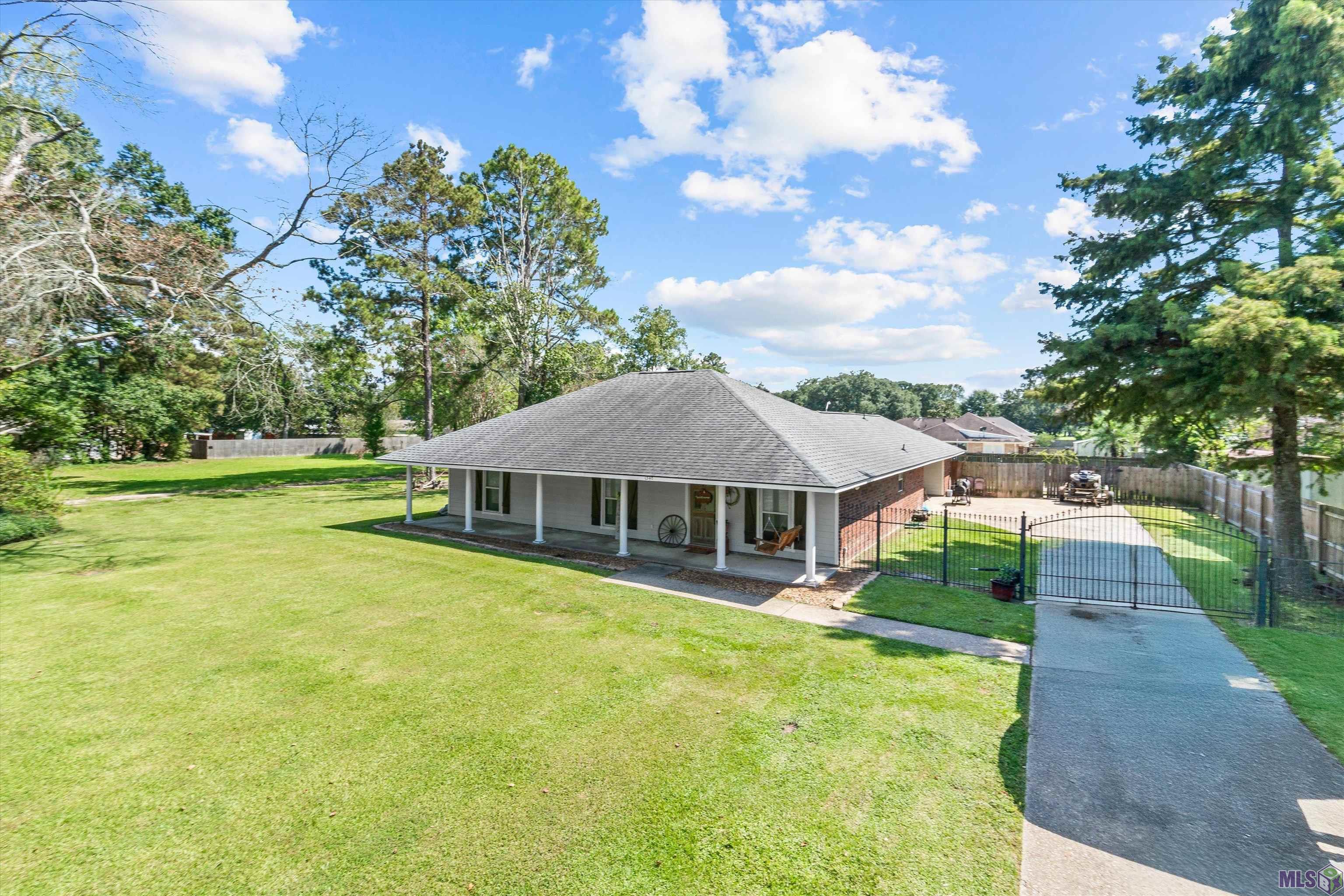 1540 Rollins Road Zachary, LA 70791 - Photo 2 of 14