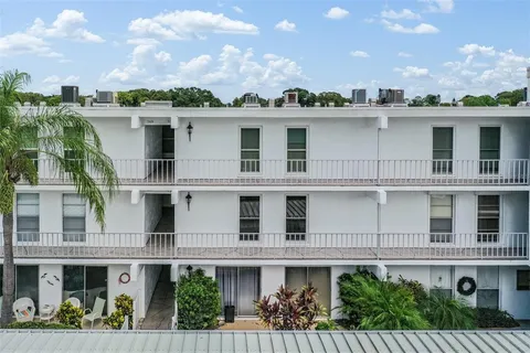 $165,000 | 1655 South Highland Avenue, Unit J390, Clearwater, FL 33756