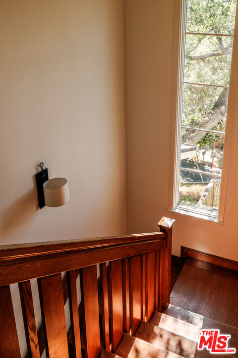 21717 Encina Road Topanga, CA 90290 - Photo 42 of 60