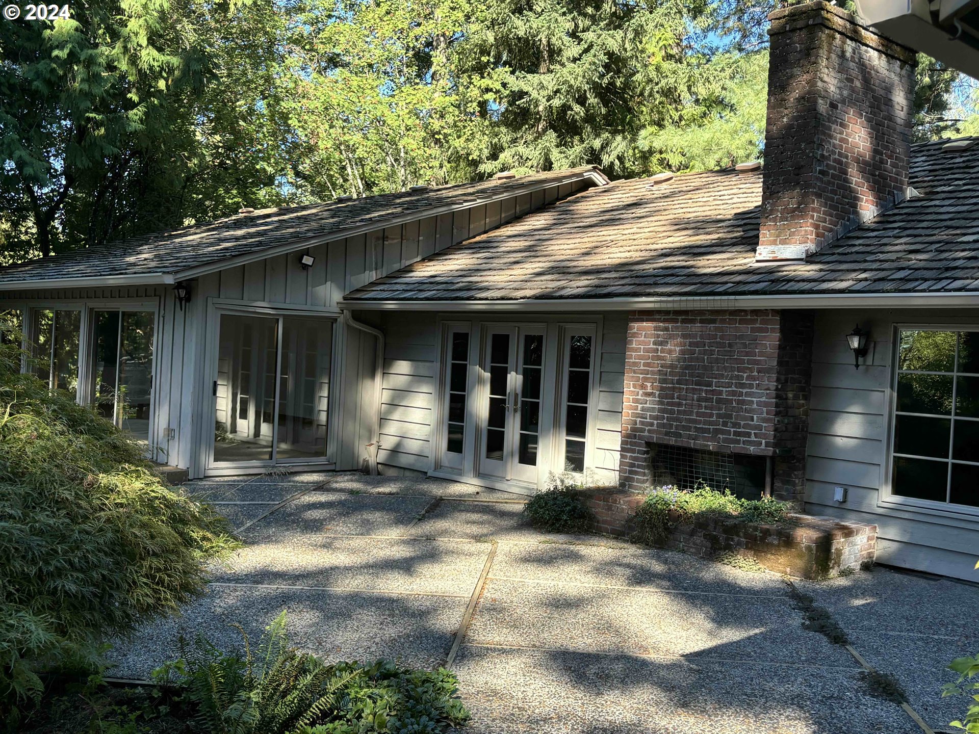 10550 Southwest Arborcrest Way Portland, OR 97225 - Photo 3 of 4 Gallery Image 3