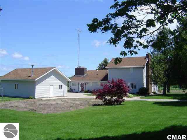 6973 East Pleasant Valley Road Shepherd, MI 48883 - Photo 17 of 17 1773422-16.JPG