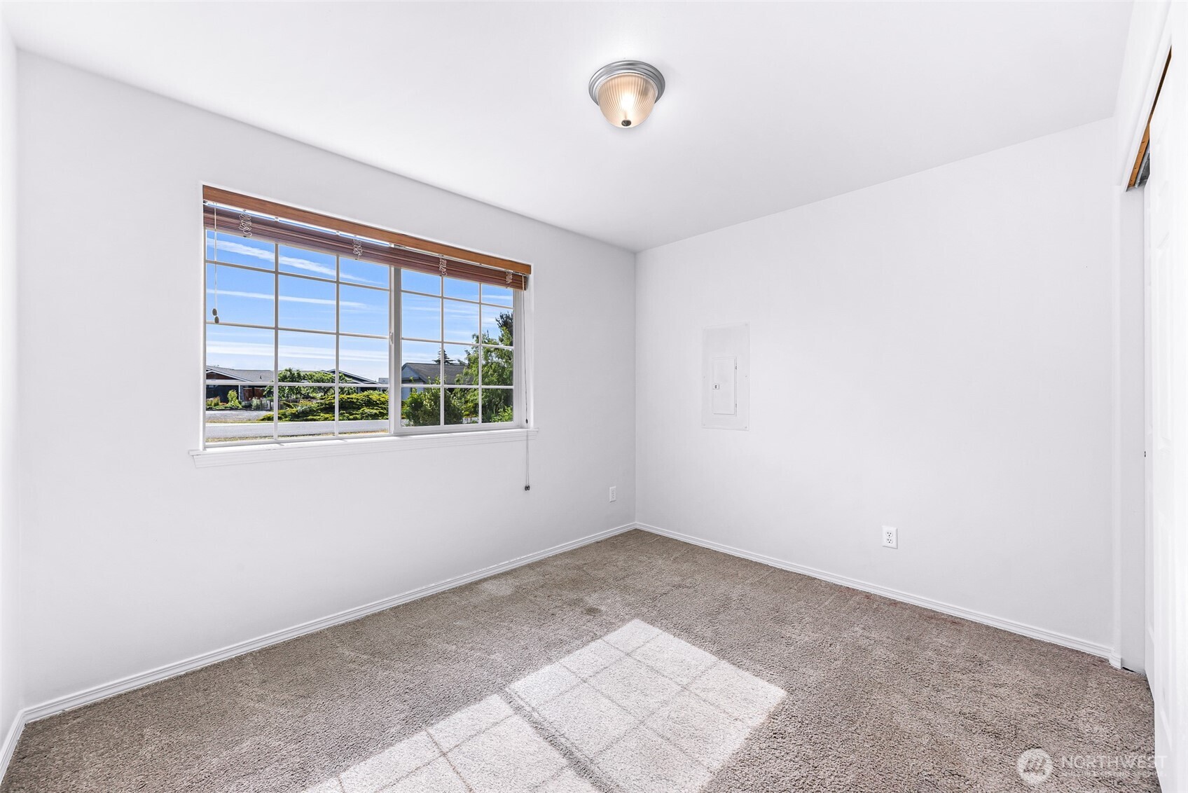 8255 Quinault Road Blaine, WA 98230 - Photo 24 of 34