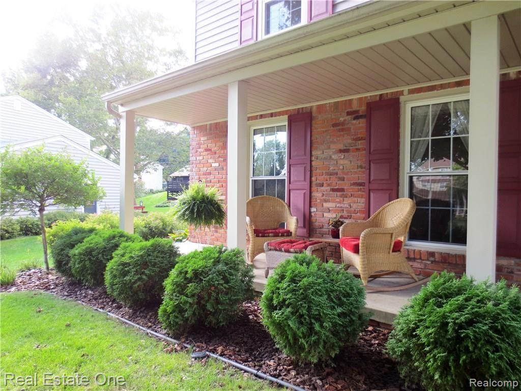 764 Spartan Drive Rochester Hills, MI 48309 - Photo 5 of 50