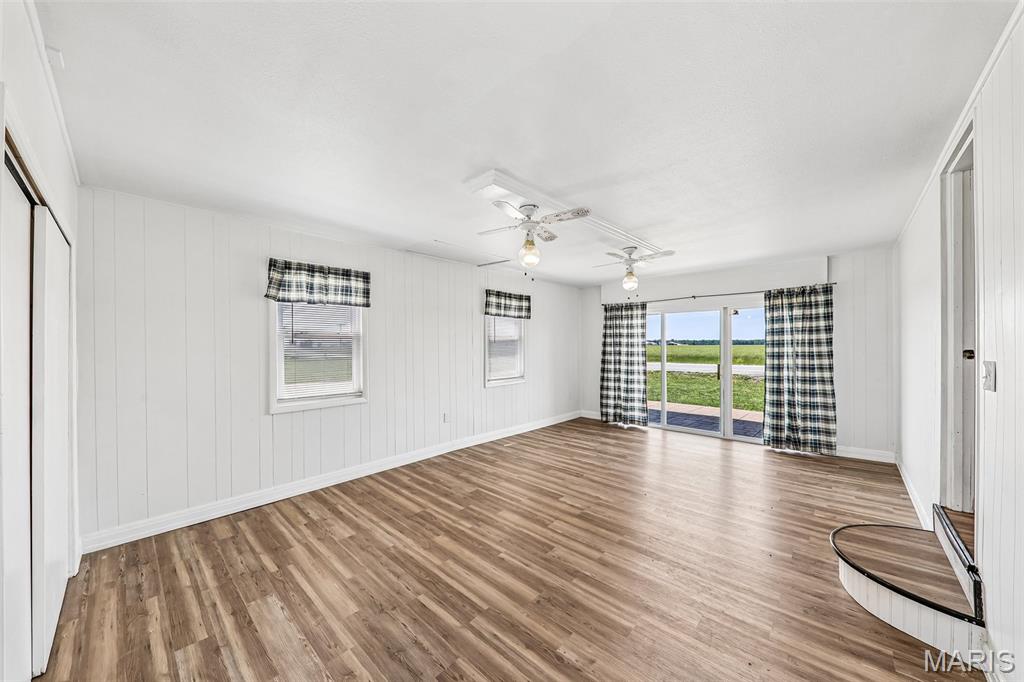 13426 Stolletown Road Breese, IL 62230 - Photo 9 of 39 Gallery Image 9