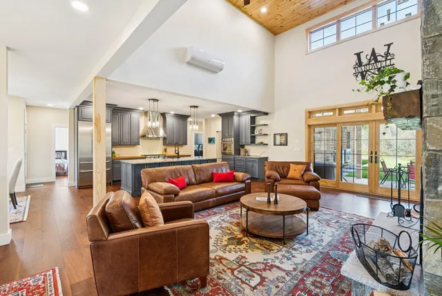 $3,125,000 | 34 Martha Road, Casco, ME 04015