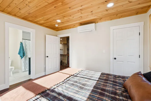 $3,125,000 | 34 Martha Road, Casco, ME 04015