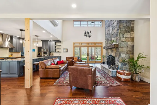 $3,125,000 | 34 Martha Road, Casco, ME 04015