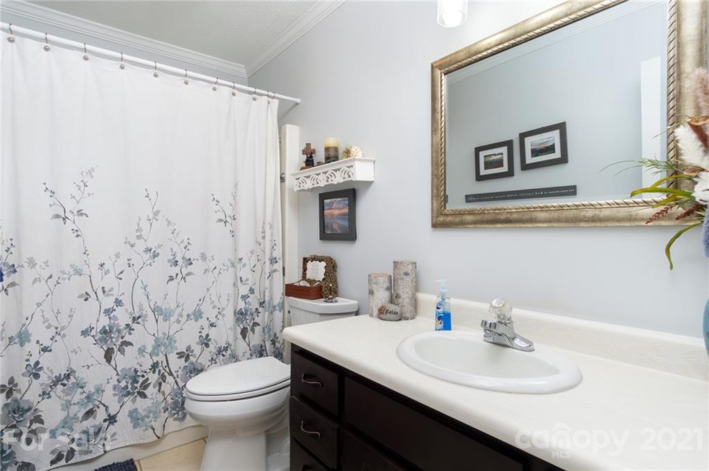 102 Falling Waters Road, Unit 4 Hendersonville, NC 28792 - Photo 13 of 30 Gallery Image 13