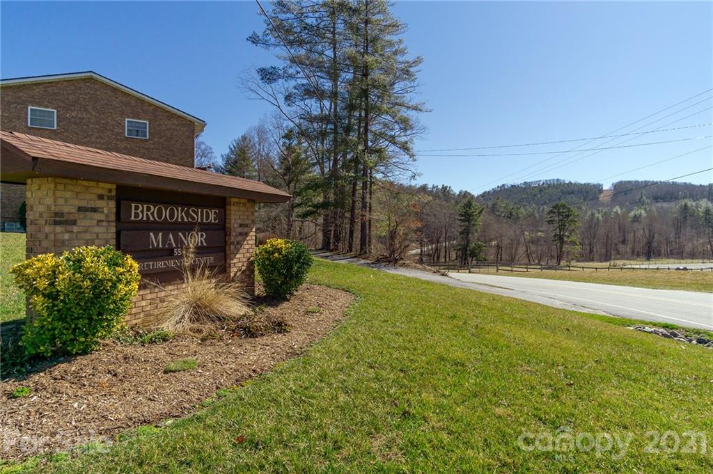 102 Falling Waters Road, Unit 4 Hendersonville, NC 28792 - Photo 28 of 30 Gallery Image 28