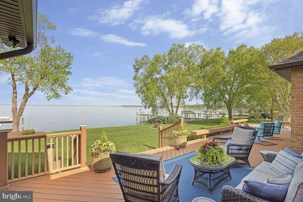 $1,300,000 | 11610 Bachelors Hope Court, Issue, MD 20645