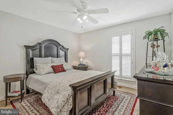 $1,300,000 | 11610 Bachelors Hope Court, Issue, MD 20645