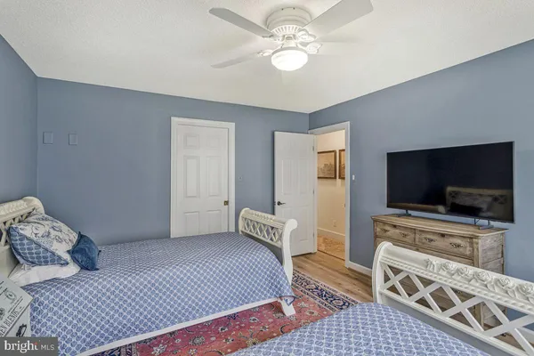 $1,300,000 | 11610 Bachelors Hope Court, Issue, MD 20645