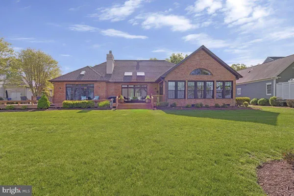 $1,300,000 | 11610 Bachelors Hope Court, Issue, MD 20645