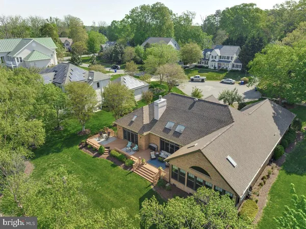 $1,300,000 | 11610 Bachelors Hope Court, Issue, MD 20645