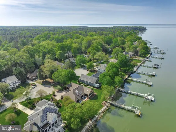 $1,300,000 | 11610 Bachelors Hope Court, Issue, MD 20645