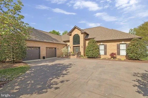 $1,300,000 | 11610 Bachelors Hope Court, Issue, MD 20645