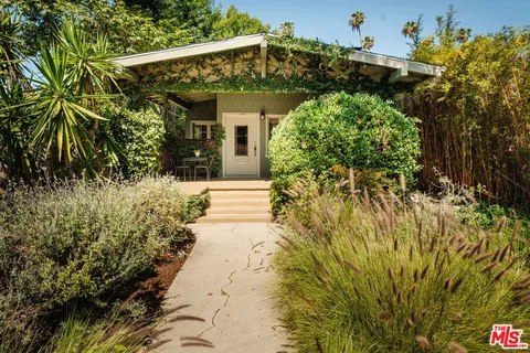 $1,195,000 | 1401 North Coronado Street, Los Angeles, CA 90026