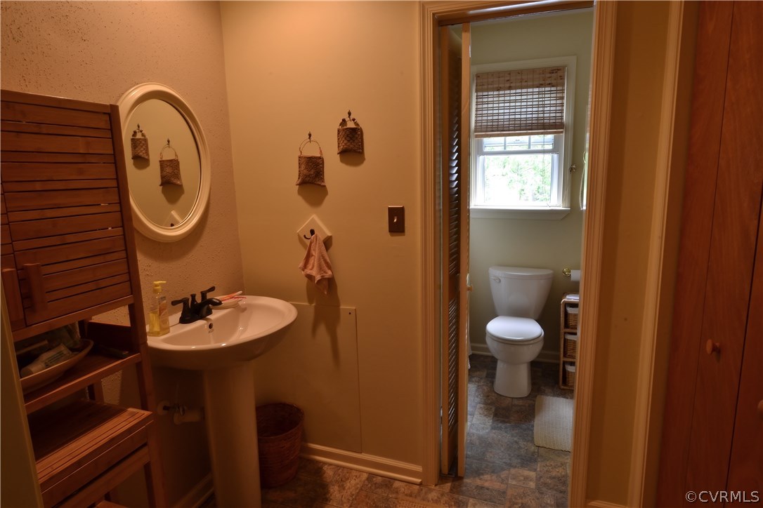 684 White Bank Road Walkerton, VA 23177 - Photo 19 of 20 Gallery Image 19
