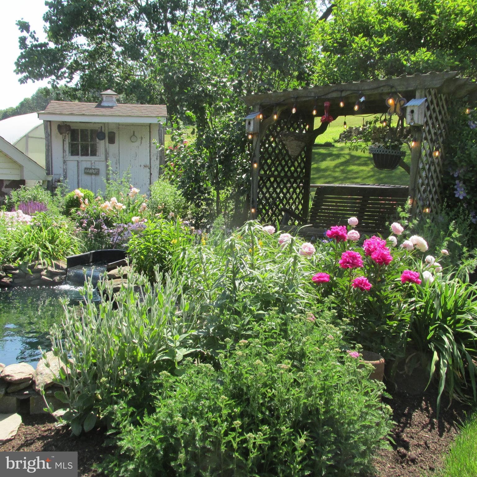 6086 Beaver Dam Road Narvon, PA 17555 - Photo 13 of 47 Landscaping